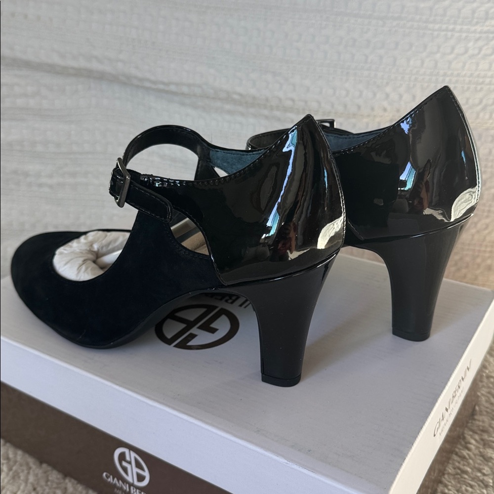 NIB! Giani Bernini Black Patent Mary Jane Suede and Leather Heels - Picture 3 of 6